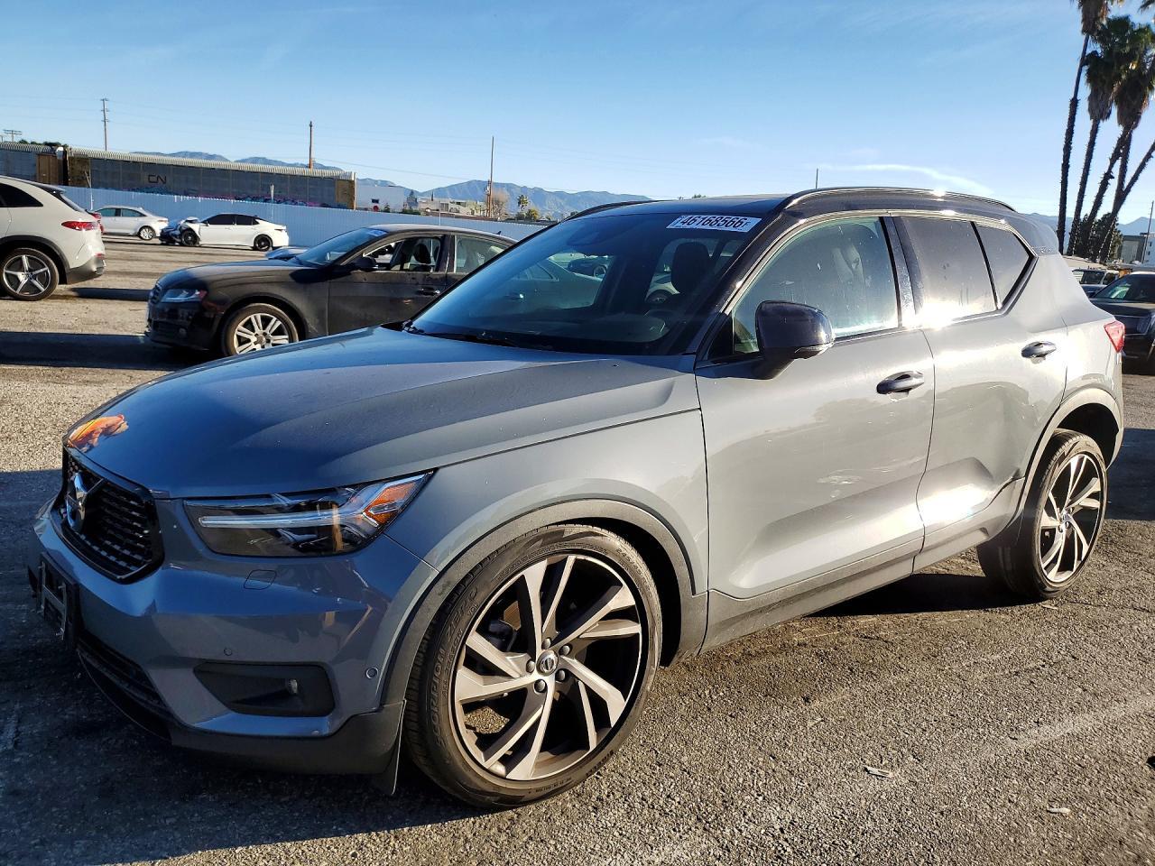 2020 Volvo Xc40 T5 R-Design - zdjęcie główne