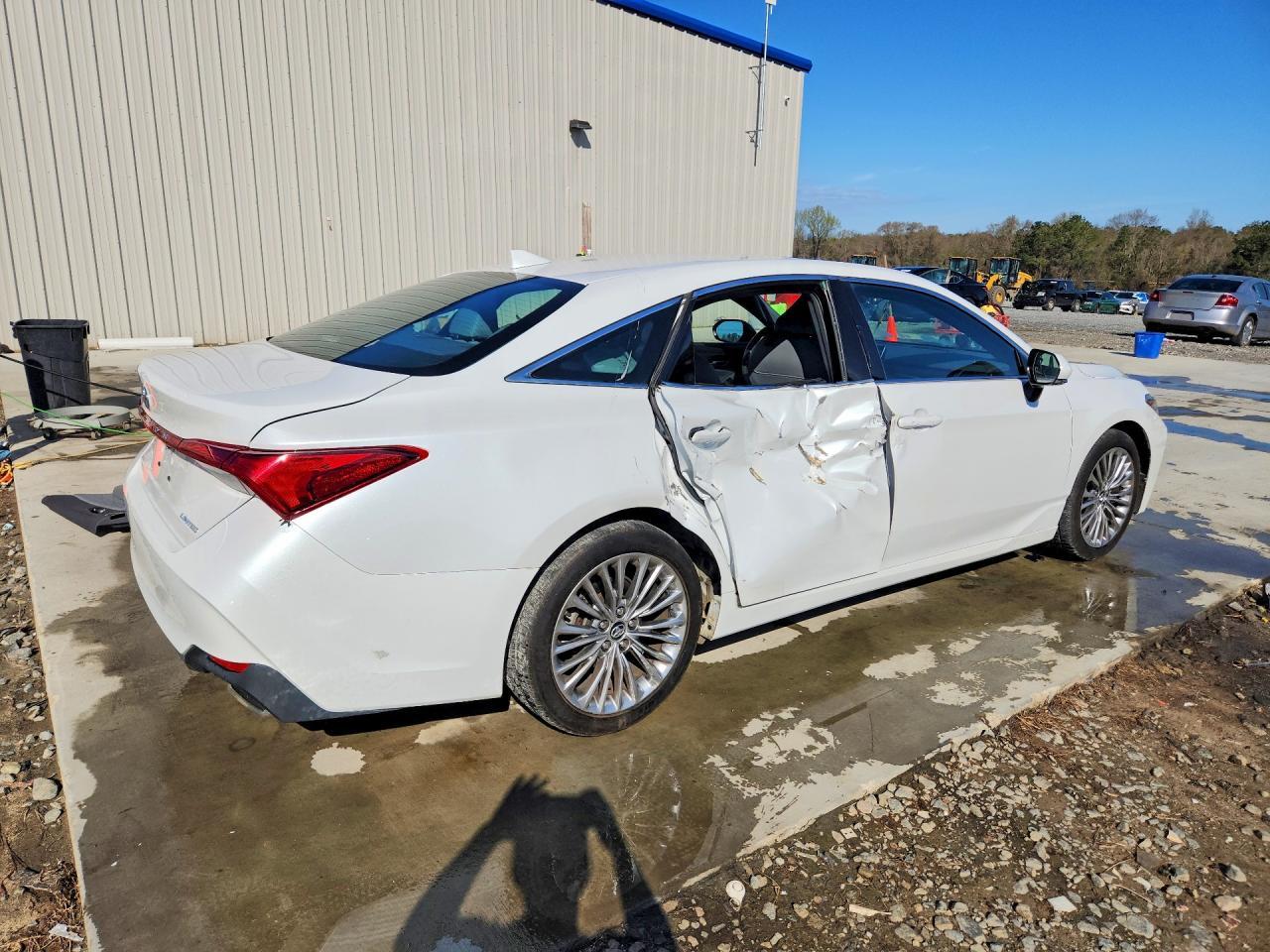2019 Toyota Avalon Limited - zdjęcie 3