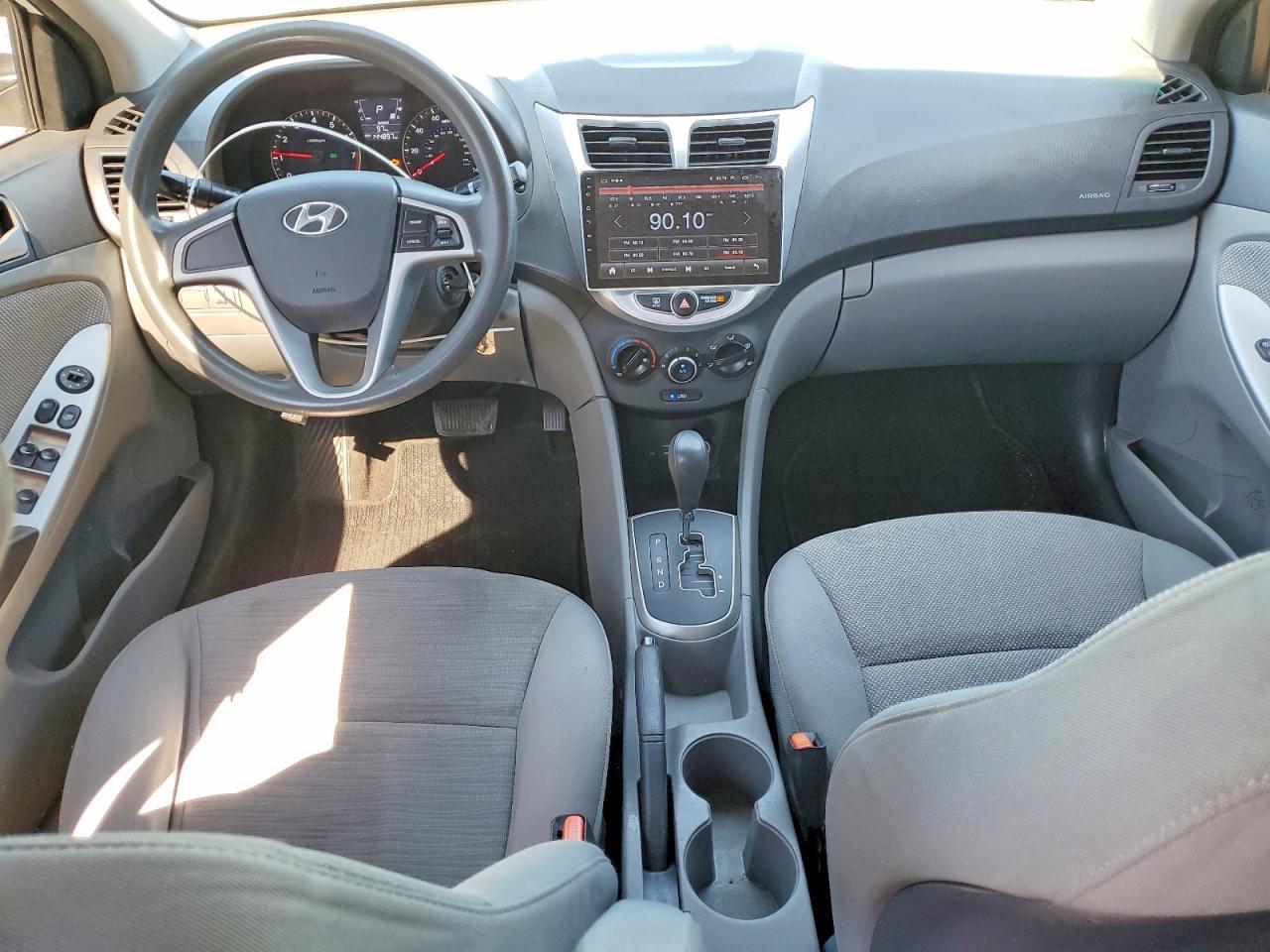 2014 Hyundai Accent Gs - zdjęcie 8