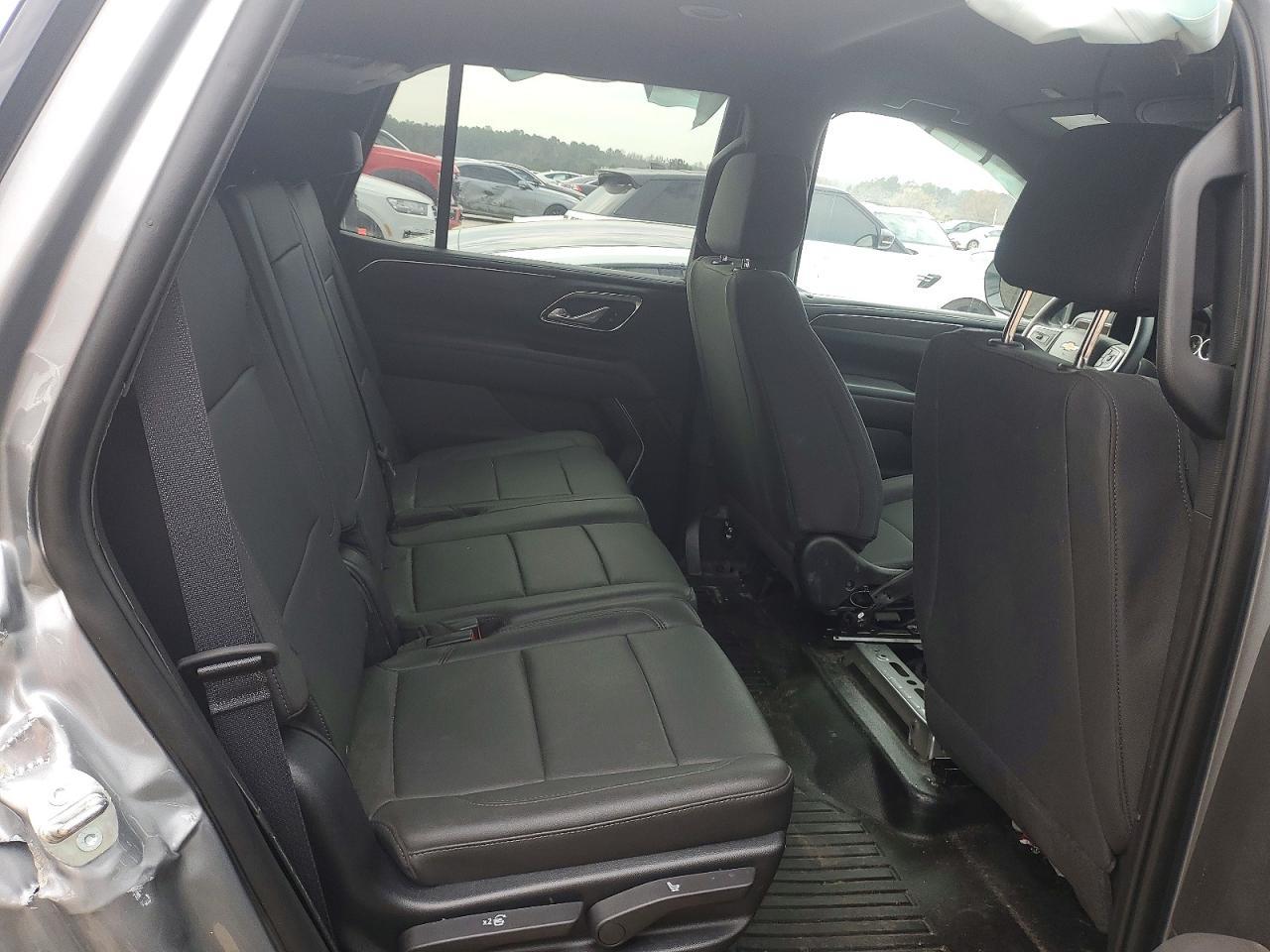 2023 Chevrolet Tahoe C1500 - zdjęcie 11