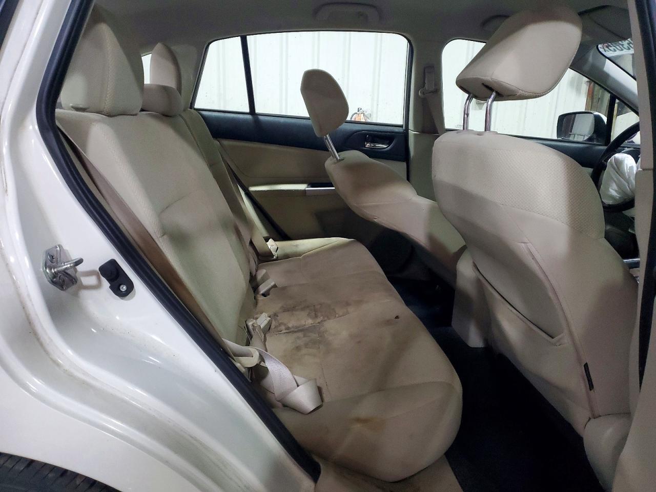 2015 Subaru Impreza Premium - zdjęcie 10