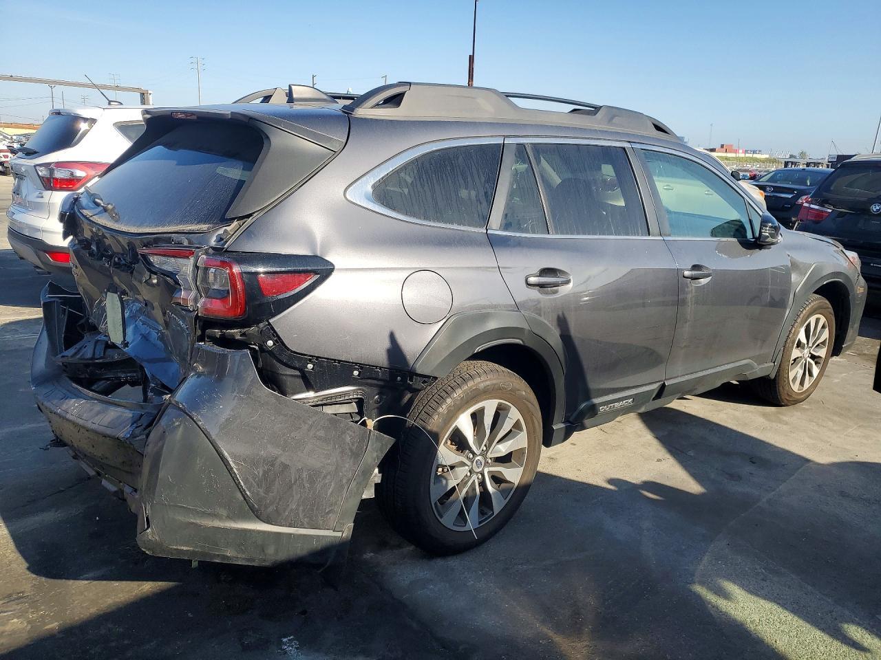 2024 Subaru Outback Limited - zdjęcie 3