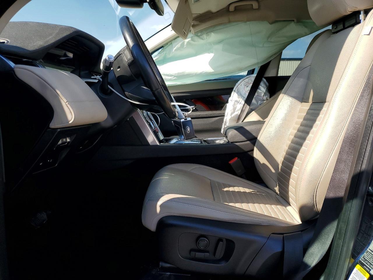 2020 Land Rover Discovery Sport S - zdjęcie 7