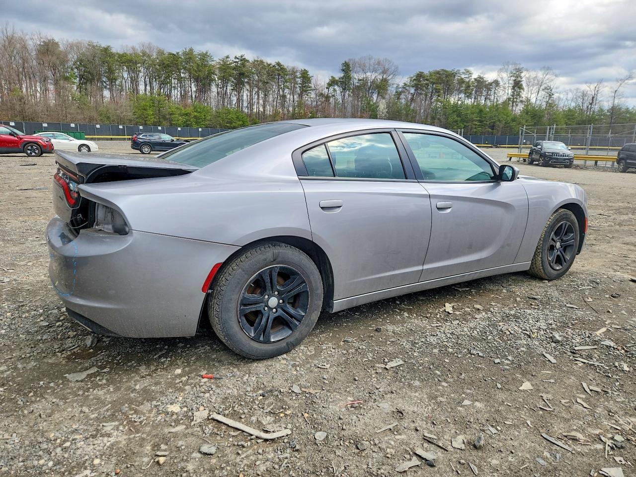 2016 Dodge Charger Se - zdjęcie 3