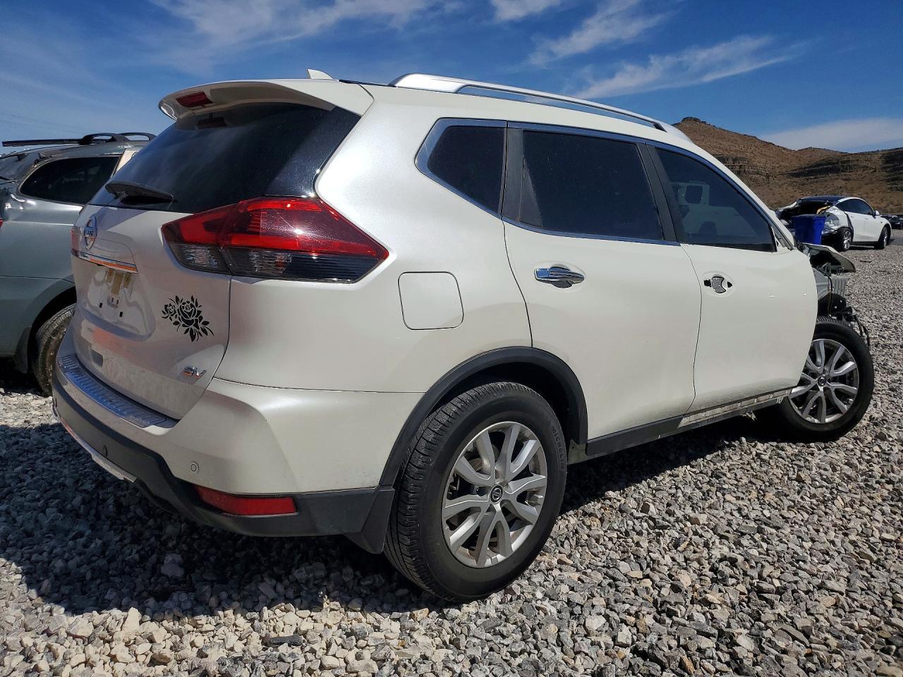 2019 Nissan Rogue Sv - zdjęcie 3
