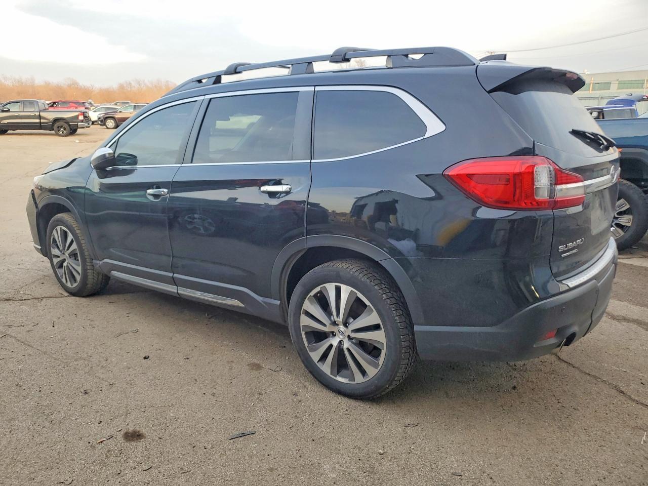 2019 Subaru Ascent Touring - zdjęcie 2