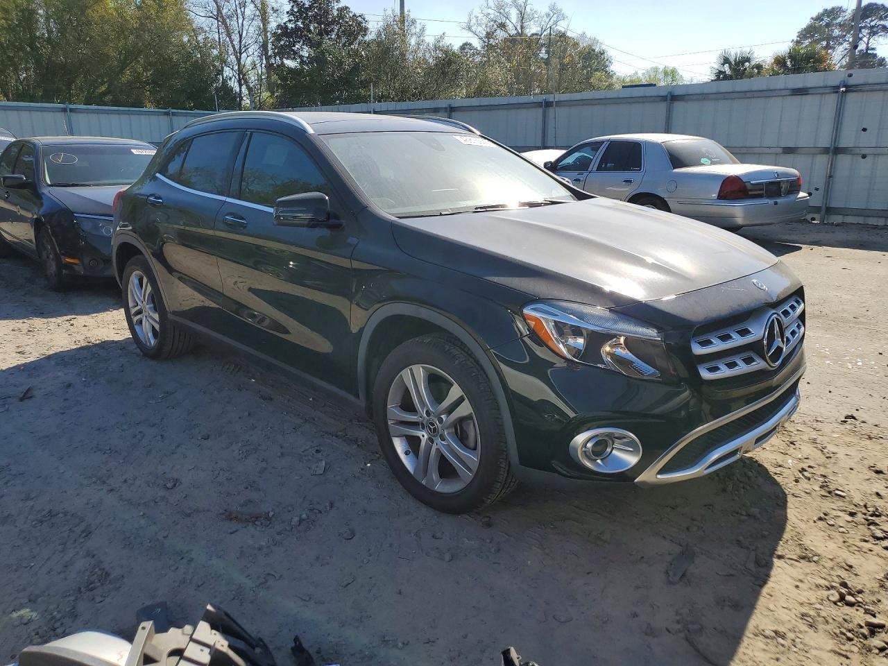 2019 Mercedes-Benz Gla 250 - zdjęcie 4