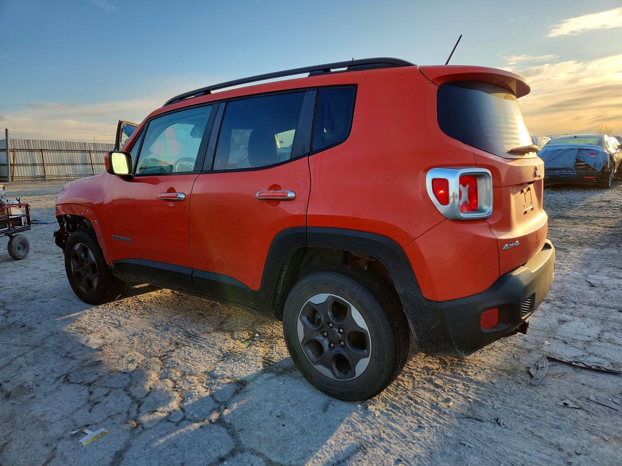 2017 Jeep Renegade Latitude - zdjęcie 2