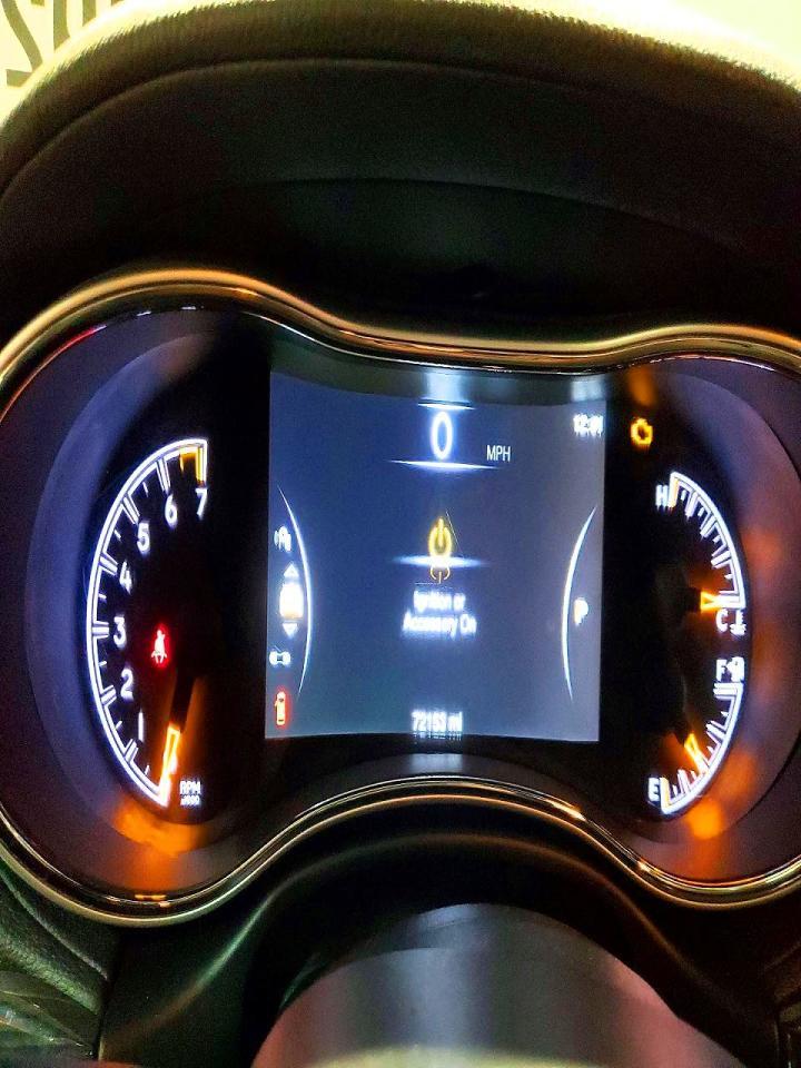 2015 Jeep Grand Cherokee Overland - zdjęcie 9