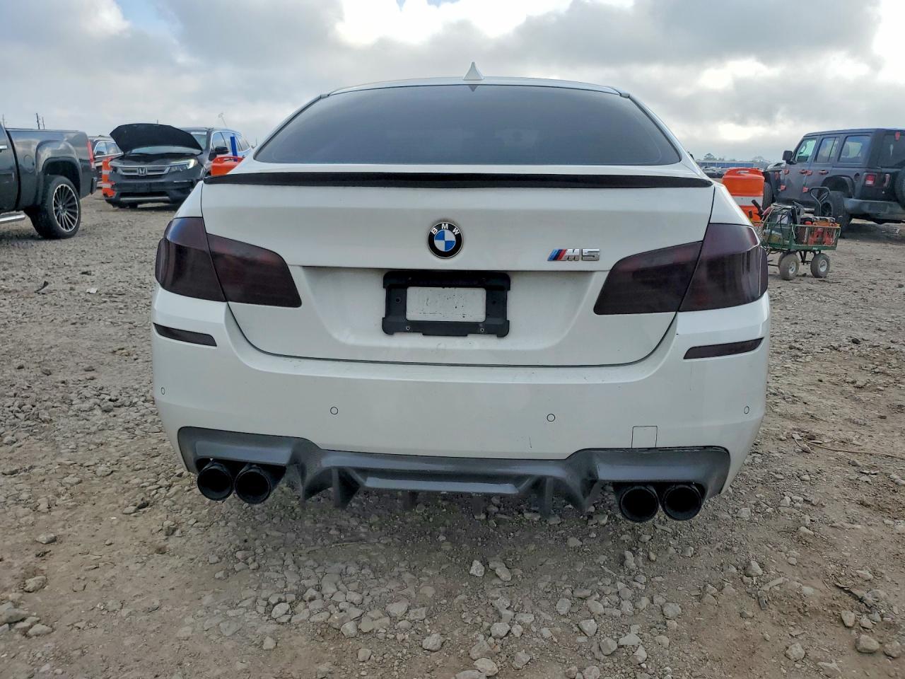 2016 BMW BMW M5 - zdjęcie 6