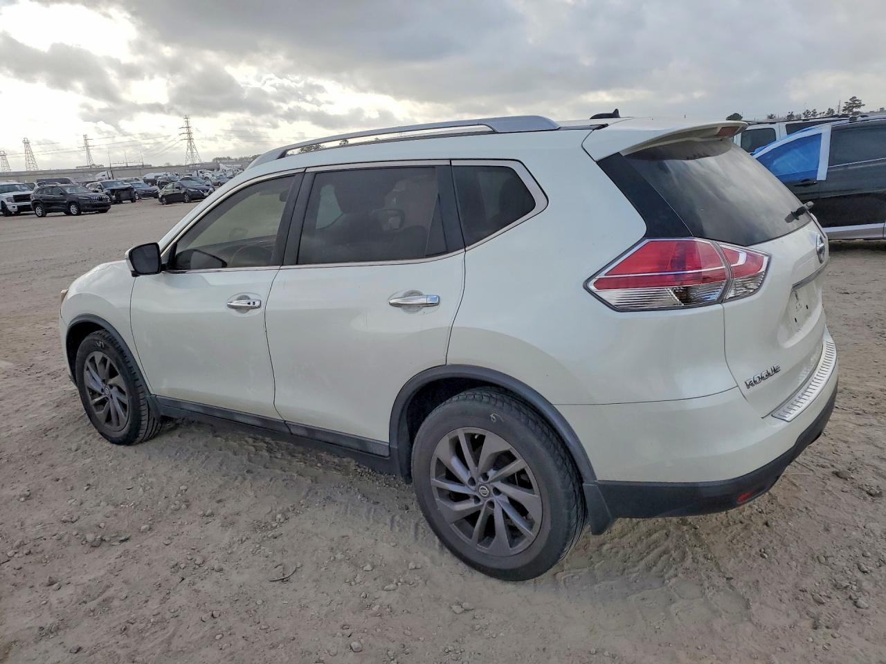 2016 Nissan Rogue Sl - zdjęcie 2