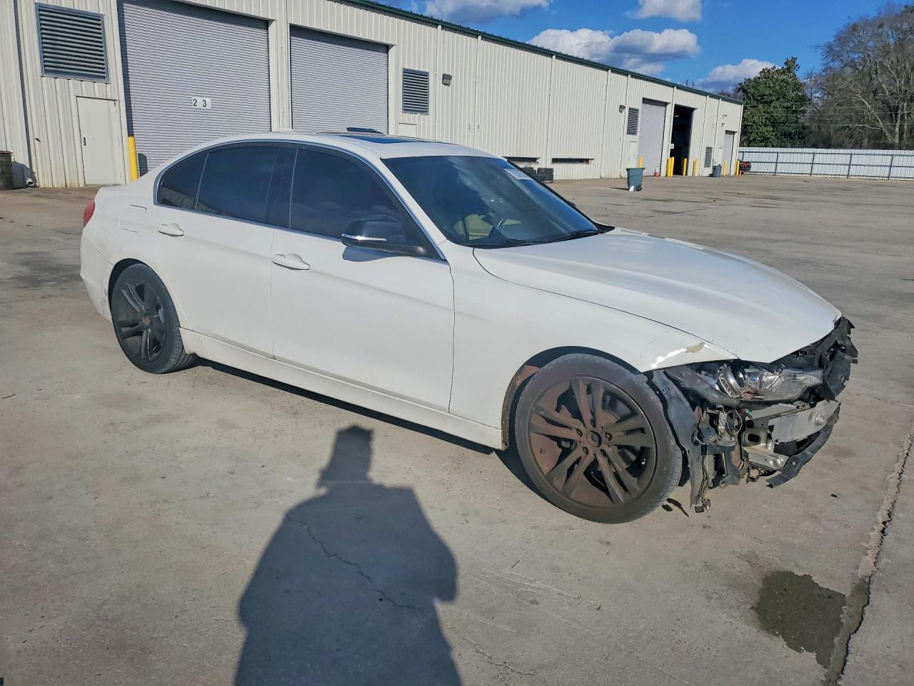2015 BMW 3 Series 320I xDrive - zdjęcie 4