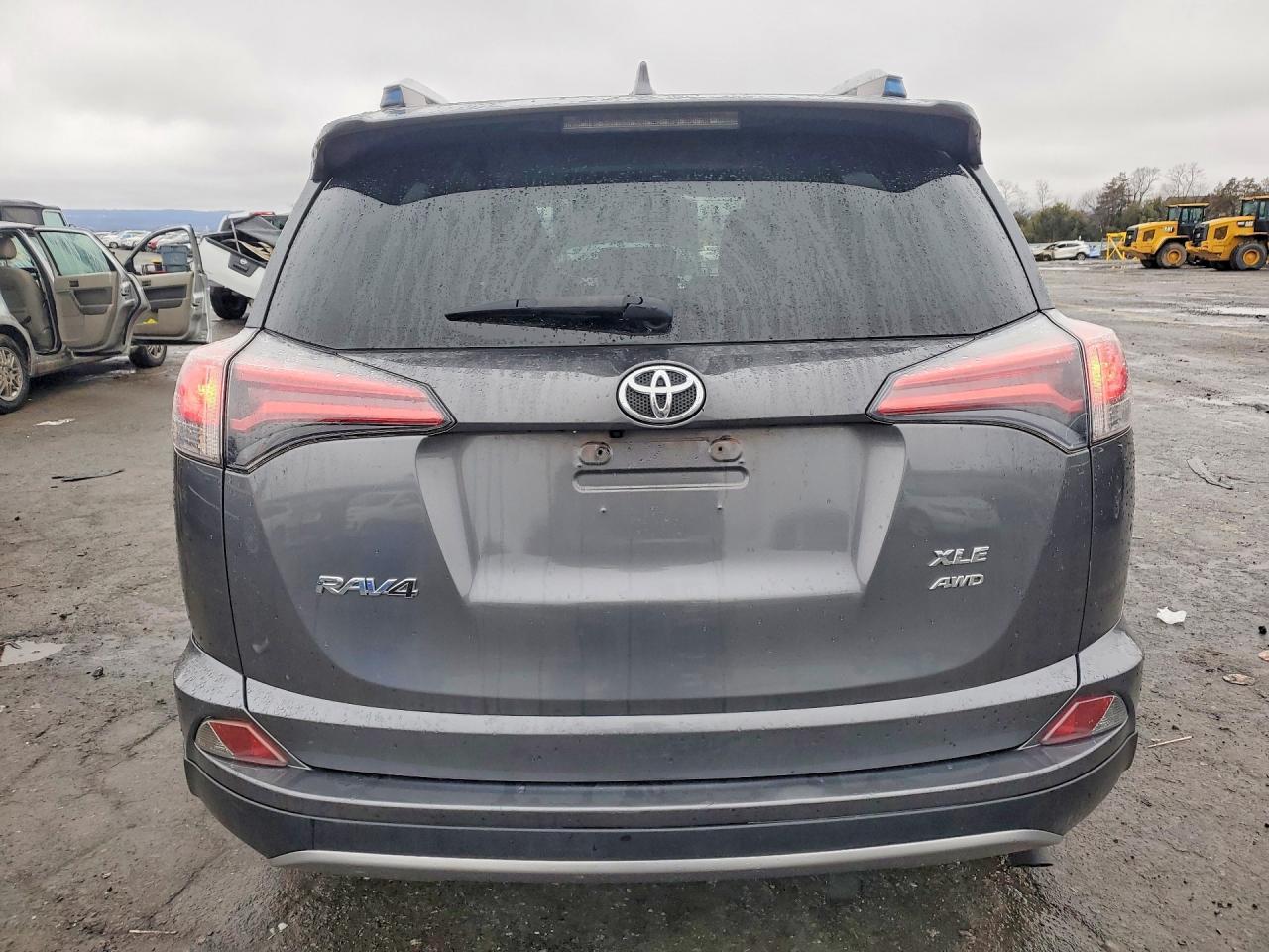 2016 Toyota Rav4 Xle - zdjęcie 6