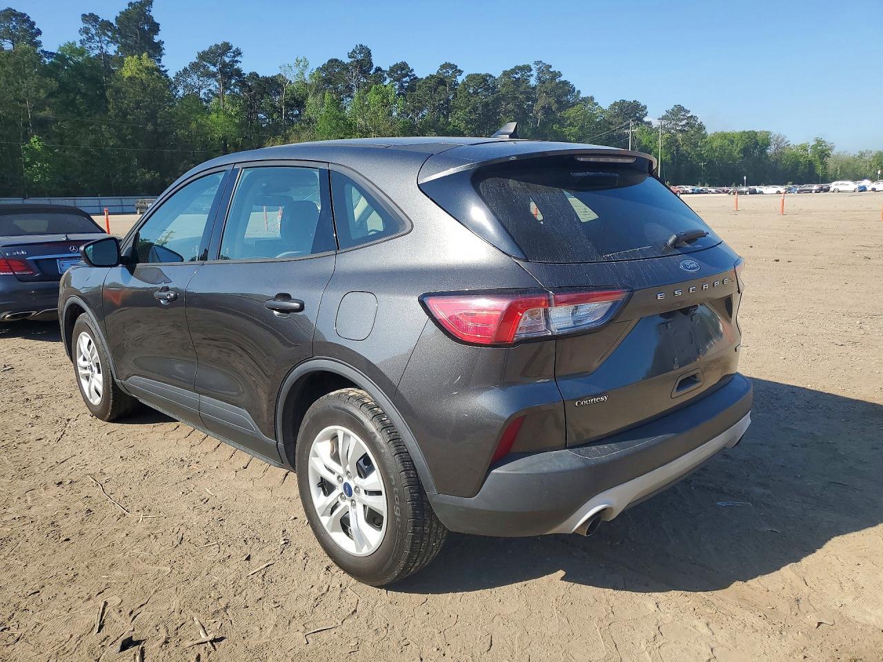 2020 Ford Escape S - zdjęcie 2