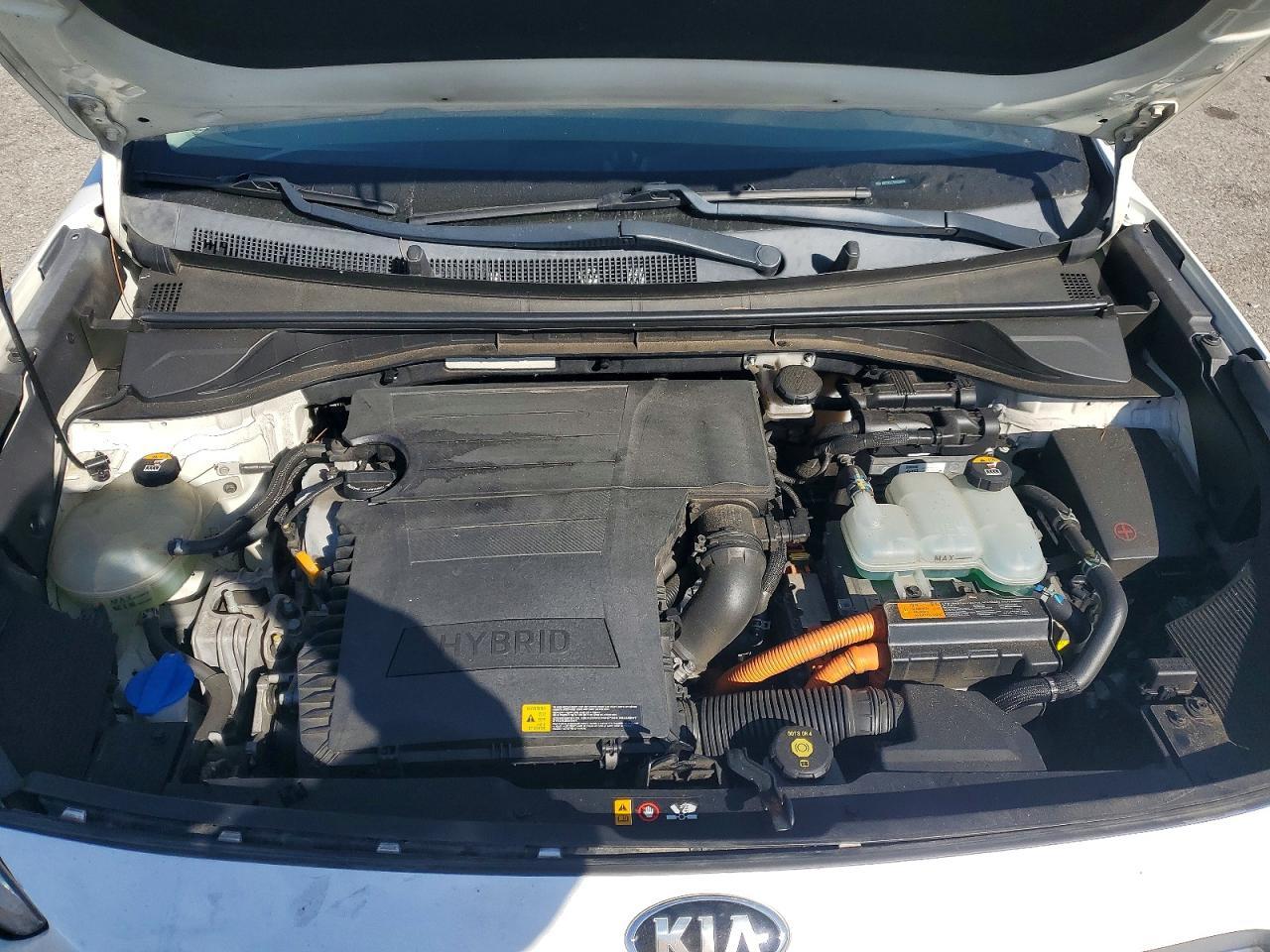 2017 Kia Niro Lx - zdjęcie 11