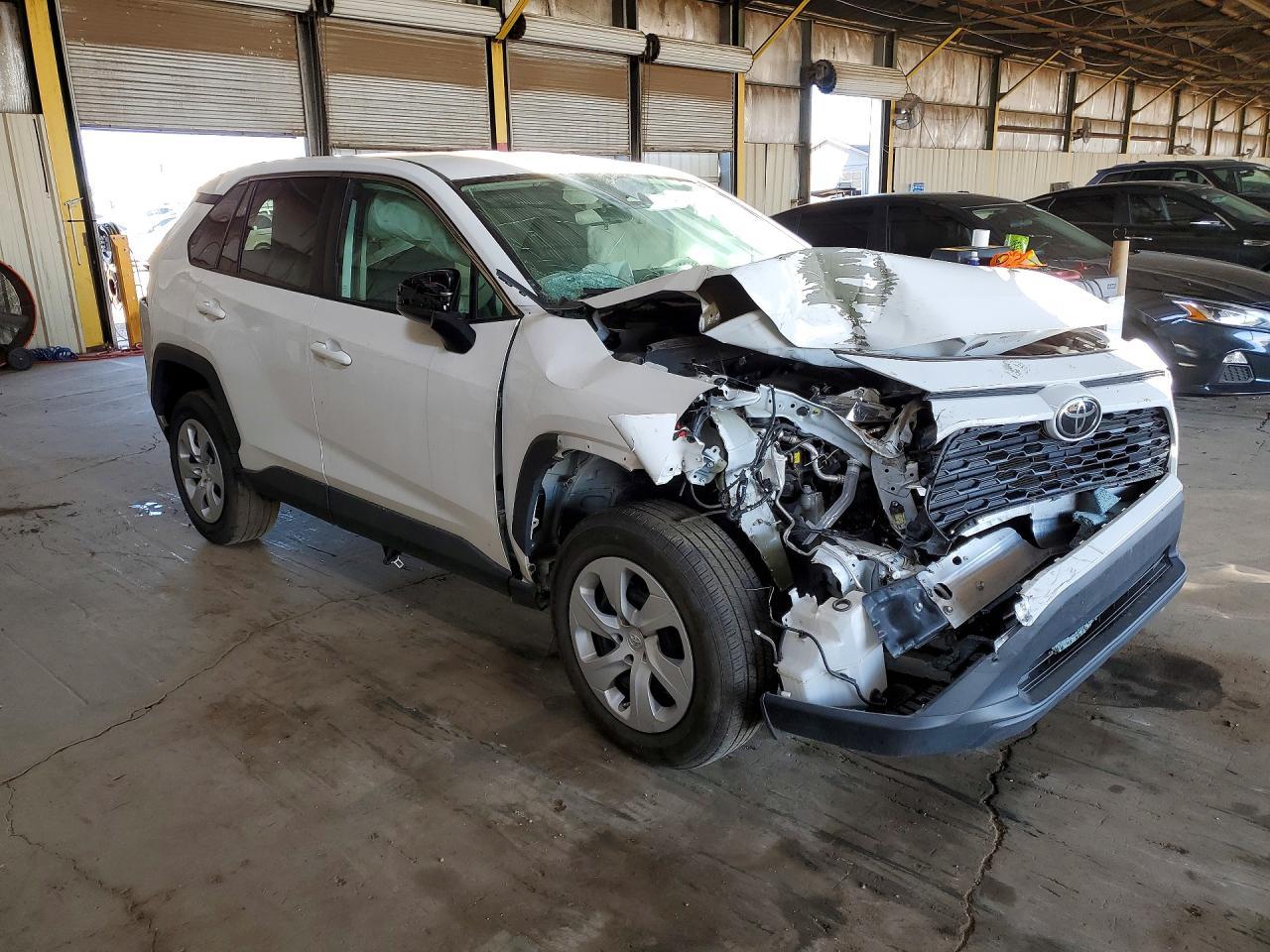 2024 Toyota Rav4 Le - zdjęcie 4