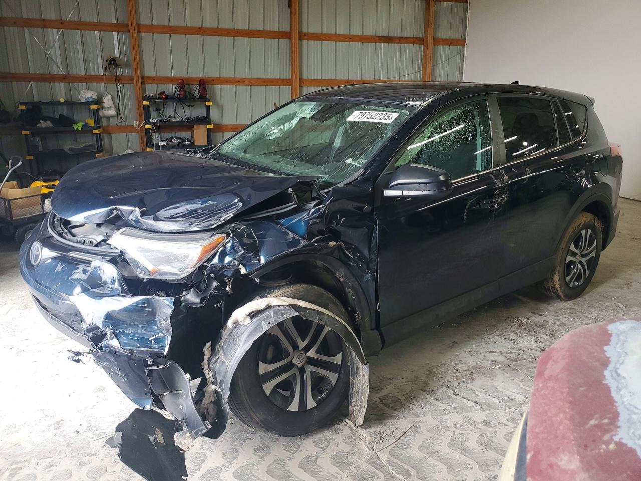2018 Toyota Rav4 Le - zdjęcie główne