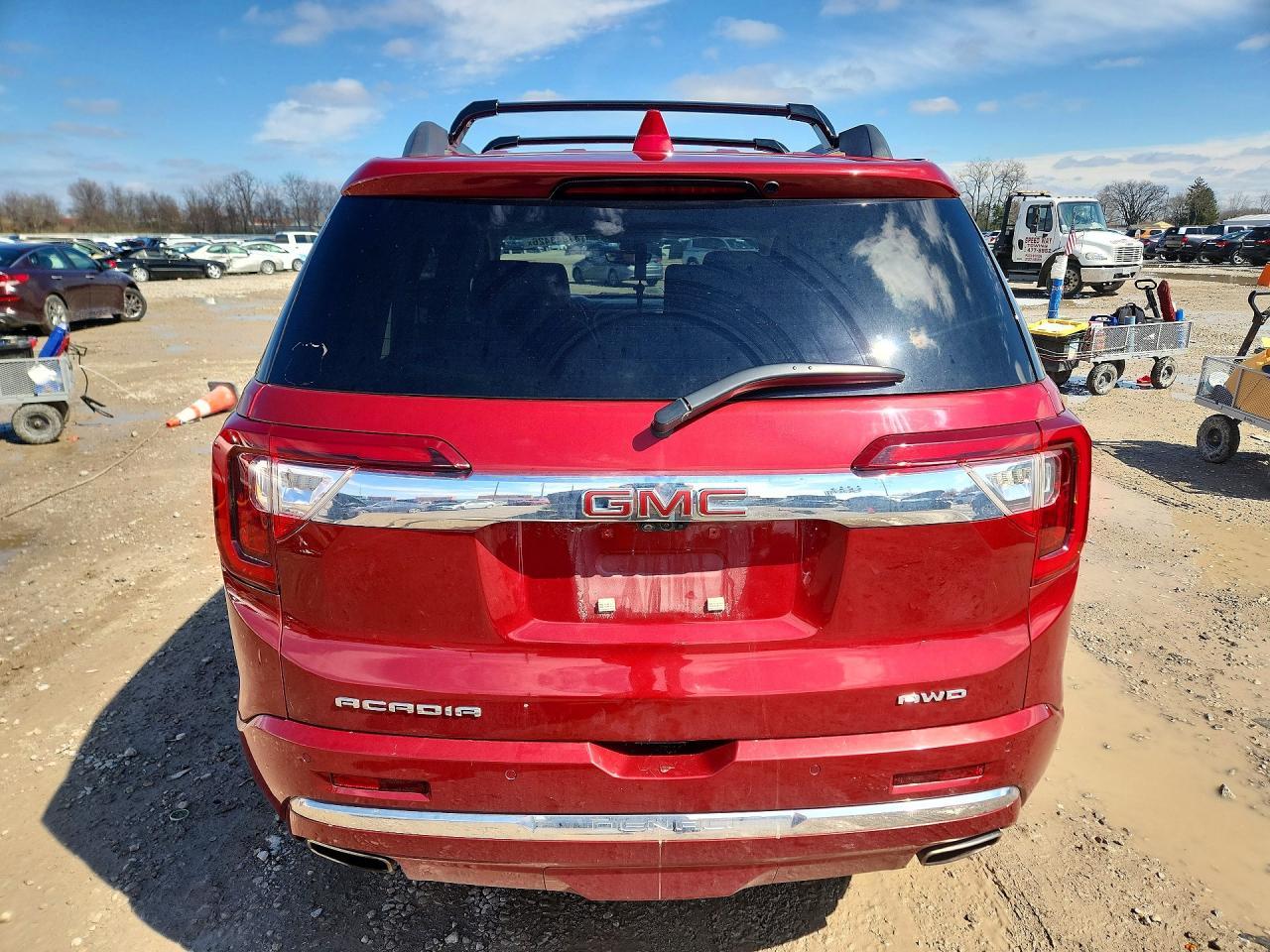 2021 GMC Acadia Denali - zdjęcie 6