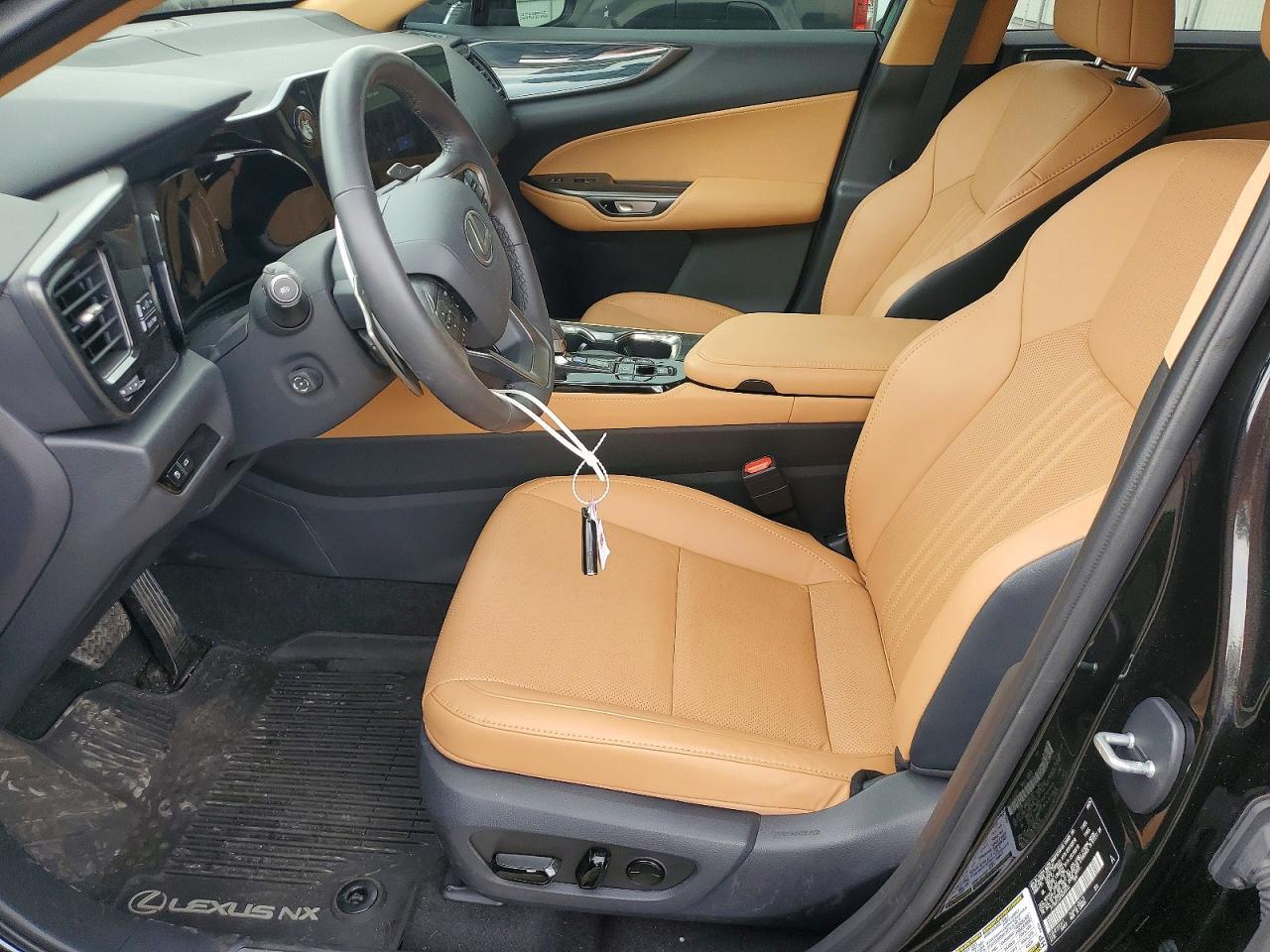 2025 Lexus Nx 350 Premium - zdjęcie 7