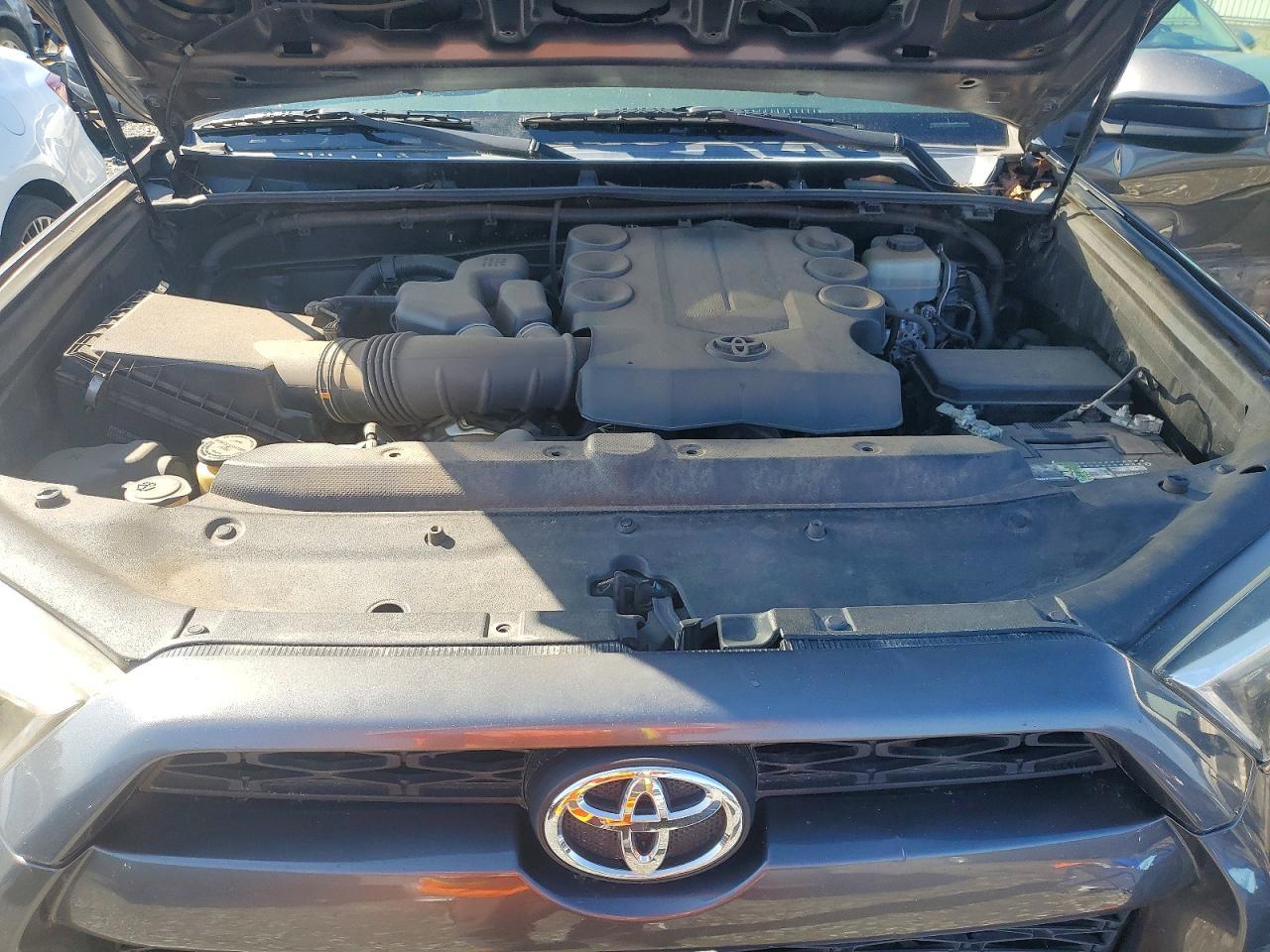 2014 Toyota 4Runner Sr5 - zdjęcie 12