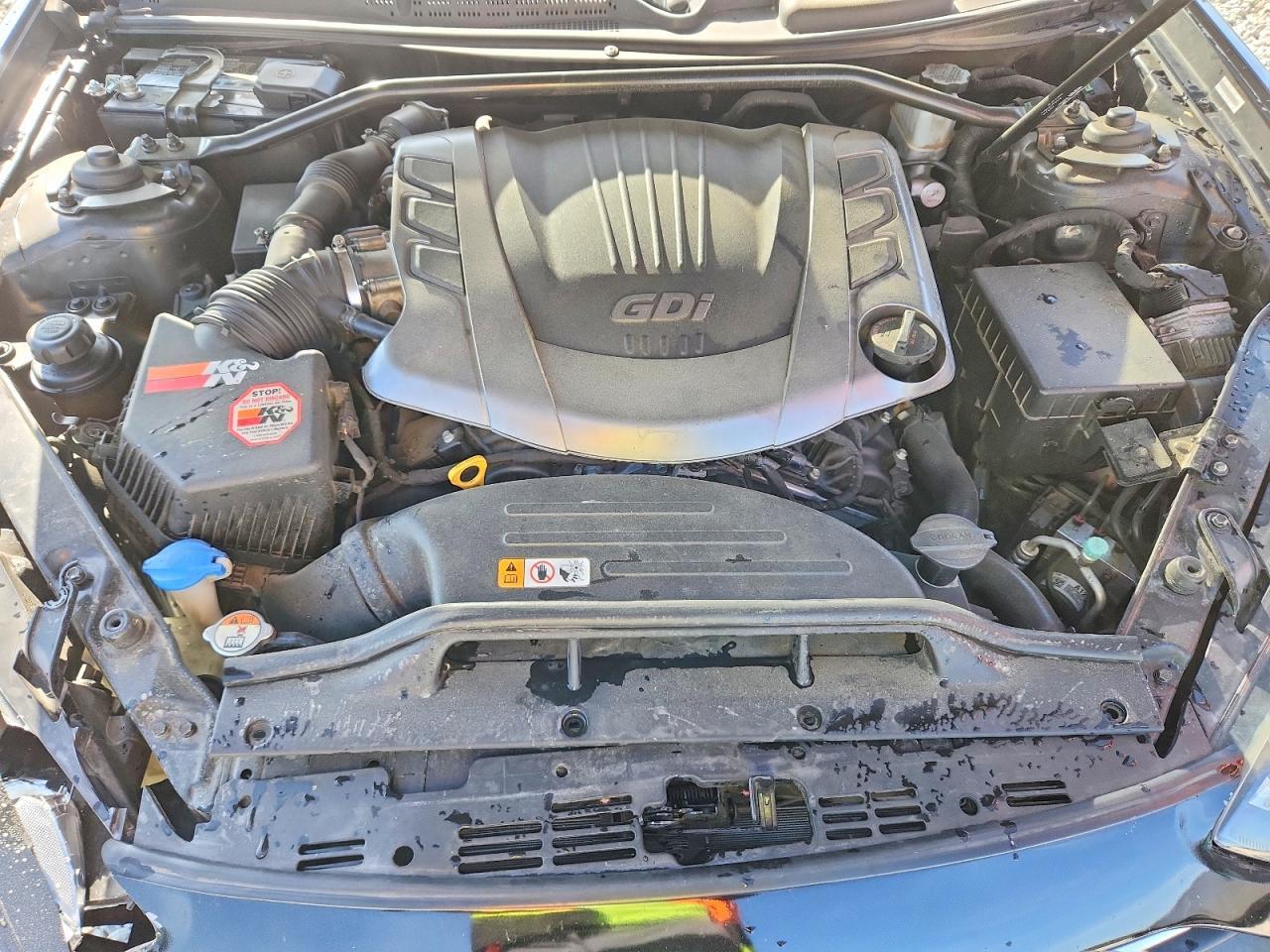 2013 Hyundai Genesis Coupe 3.8 Track - zdjęcie 11