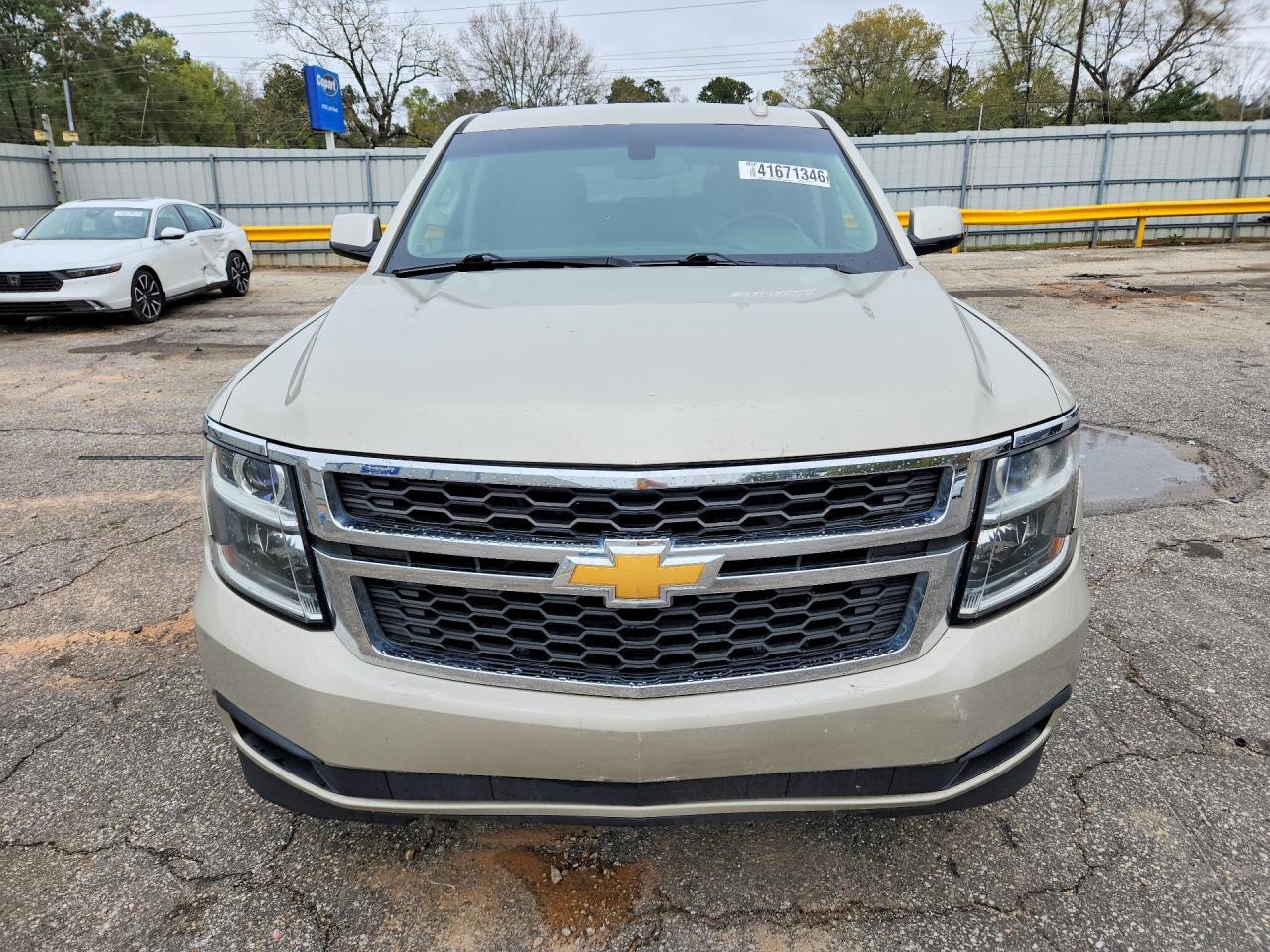 2015 Chevrolet Tahoe C1500 Ls - zdjęcie 5
