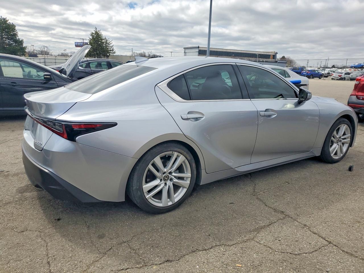 2024 Lexus Is 300 Base - zdjęcie 3