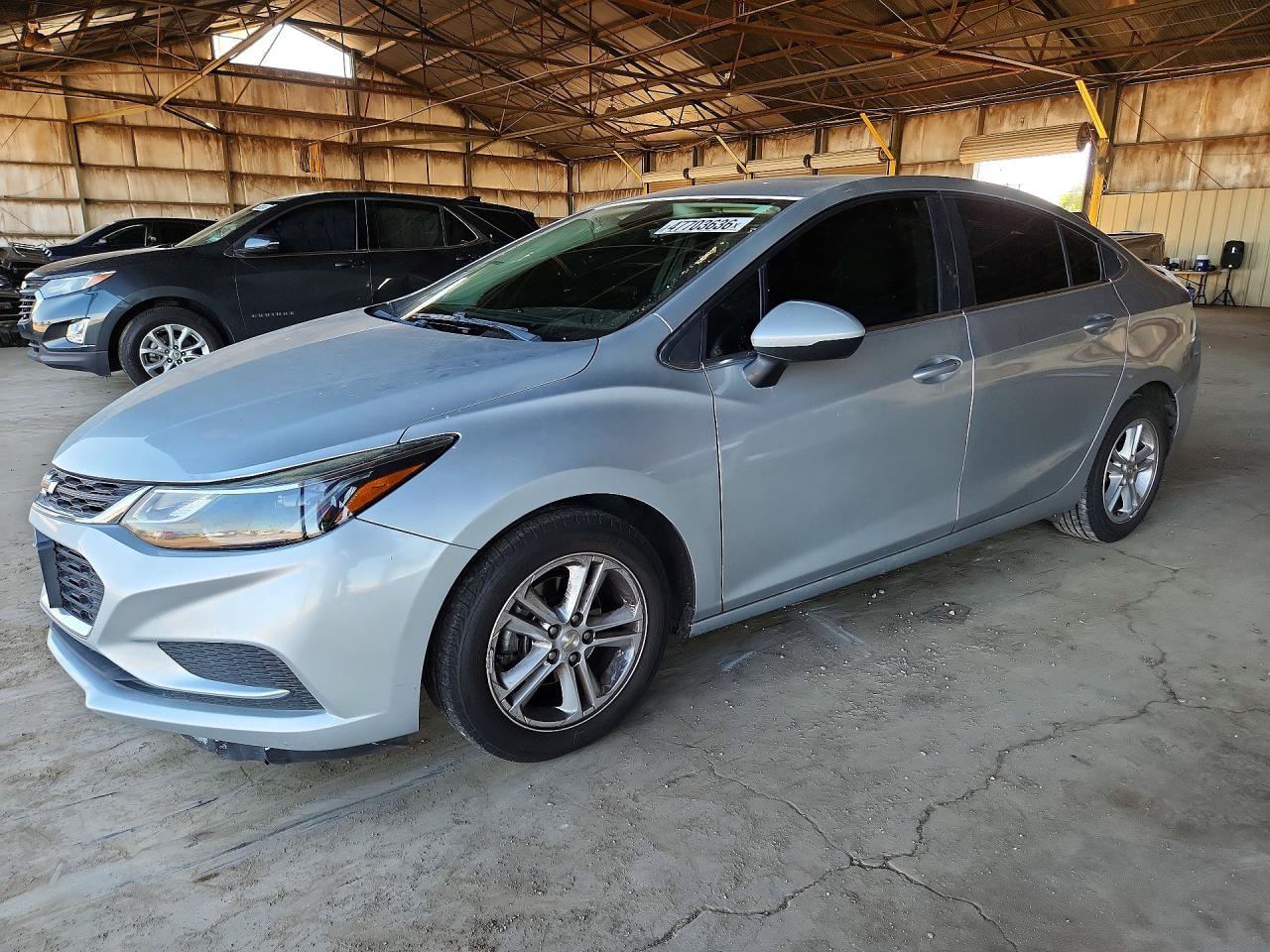 2017 Chevrolet Cruze Ltz - zdjęcie główne