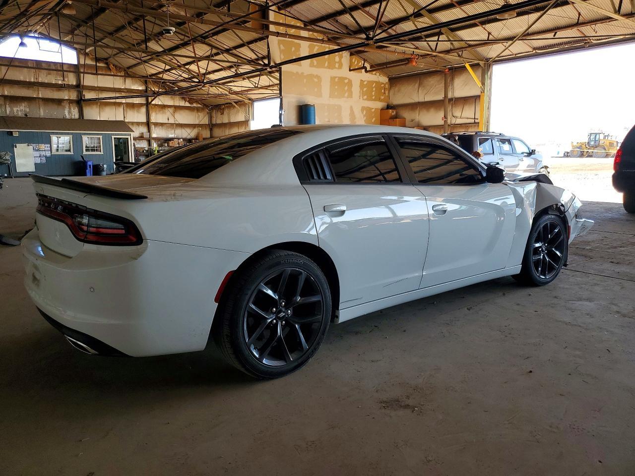 2019 Dodge Charger Sxt - zdjęcie 3