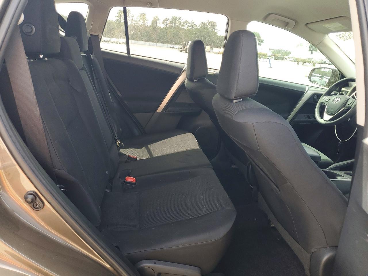 2014 Toyota Rav4 Le - zdjęcie 11