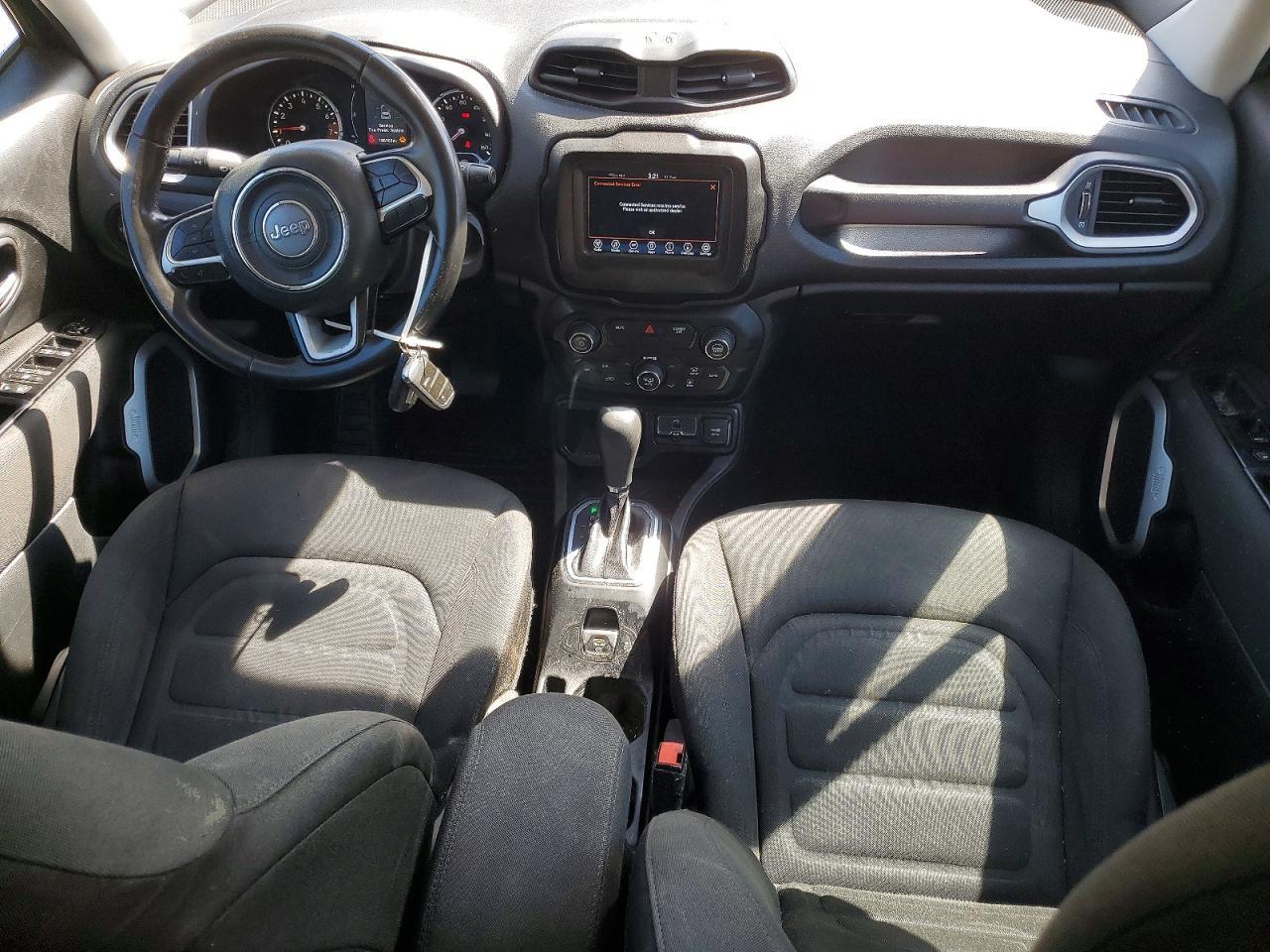 2020 Jeep Renegade Latitude - zdjęcie 8