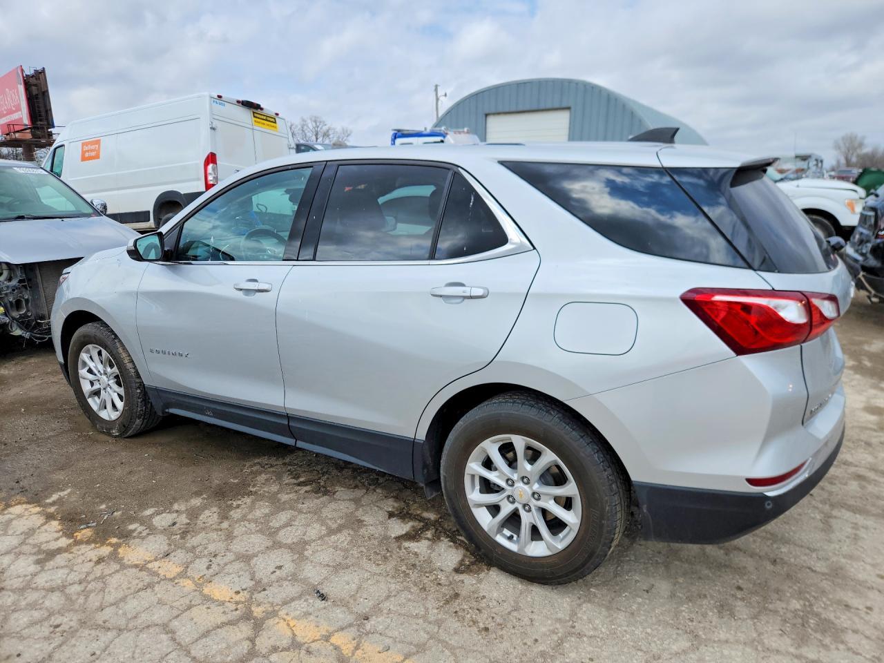 2018 Chev Equinox - zdjęcie 2