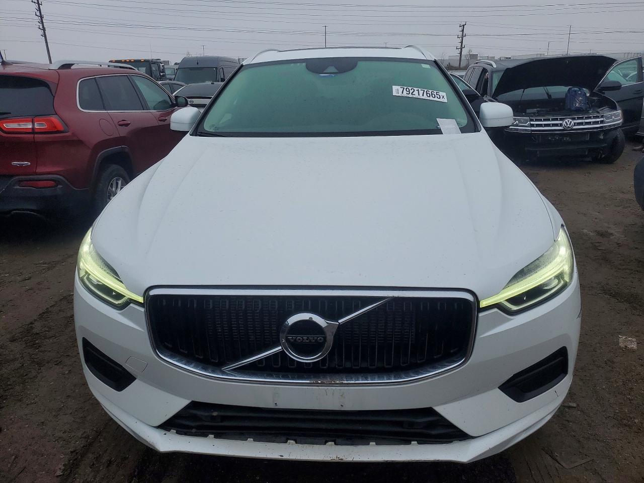 2020 Volvo Xc60 T6 Momentum - zdjęcie 5