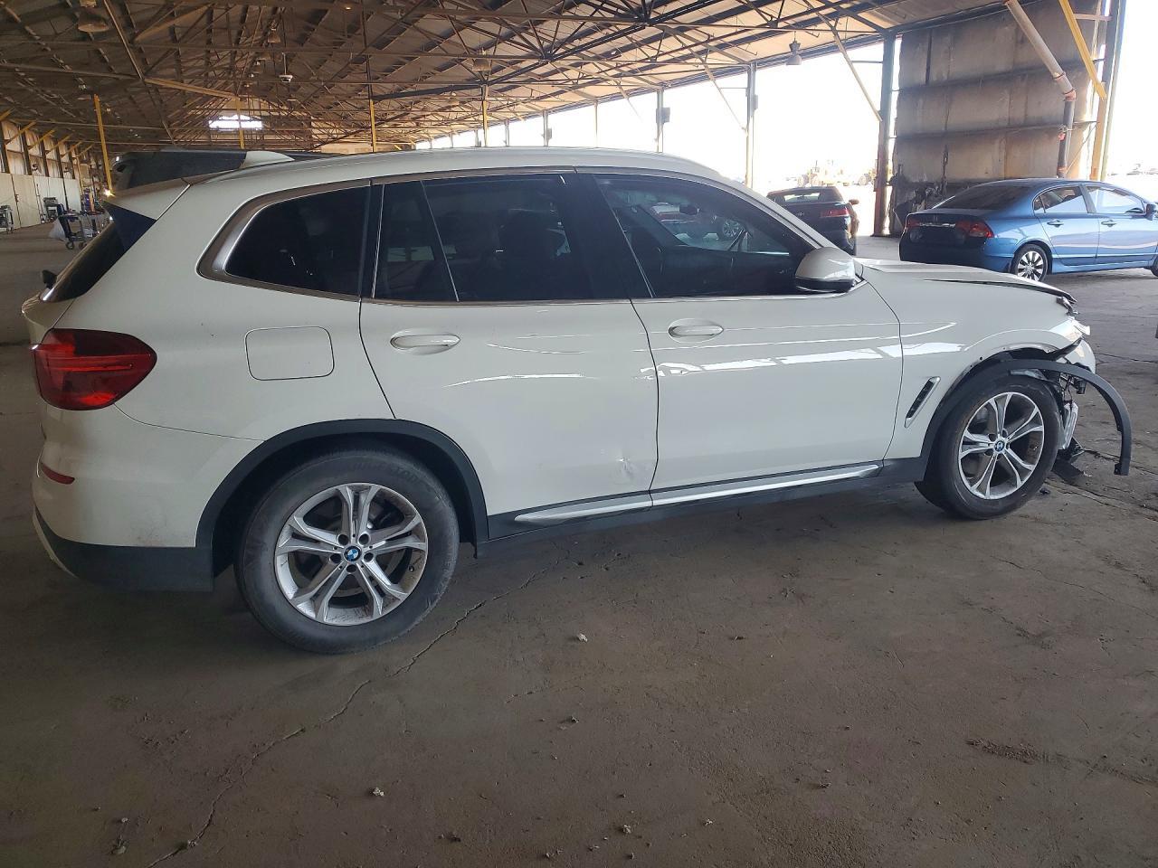 2019 BMW X3 Sdrive30I - zdjęcie 3