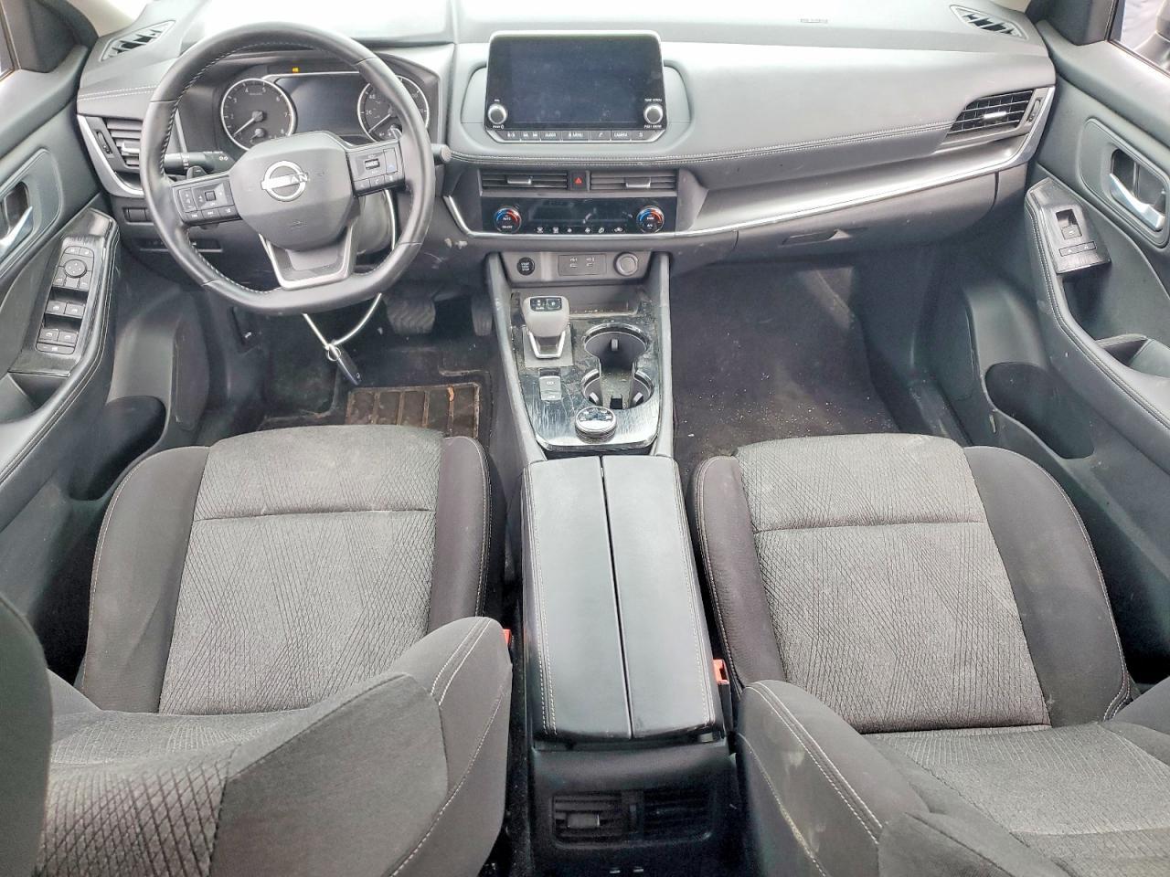 2025 Nissan Rogue Sv - zdjęcie 8