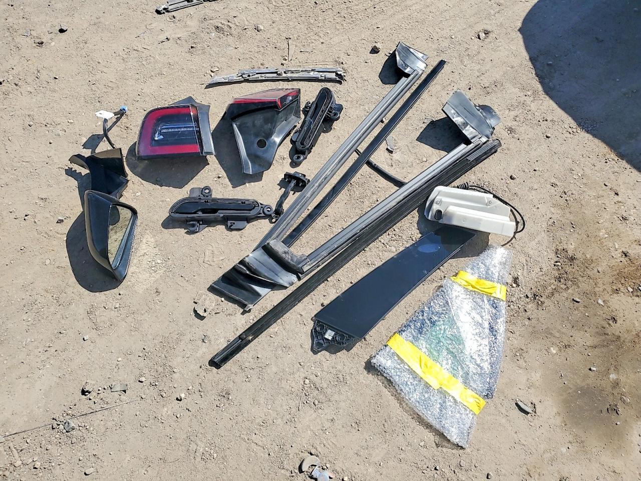 2022 Tesla Model 3 - zdjęcie 12