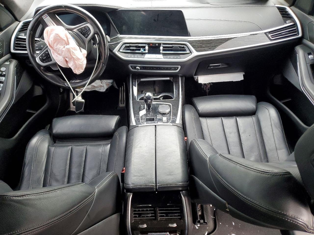 2022 BMW X7 xDrive40I - zdjęcie 8