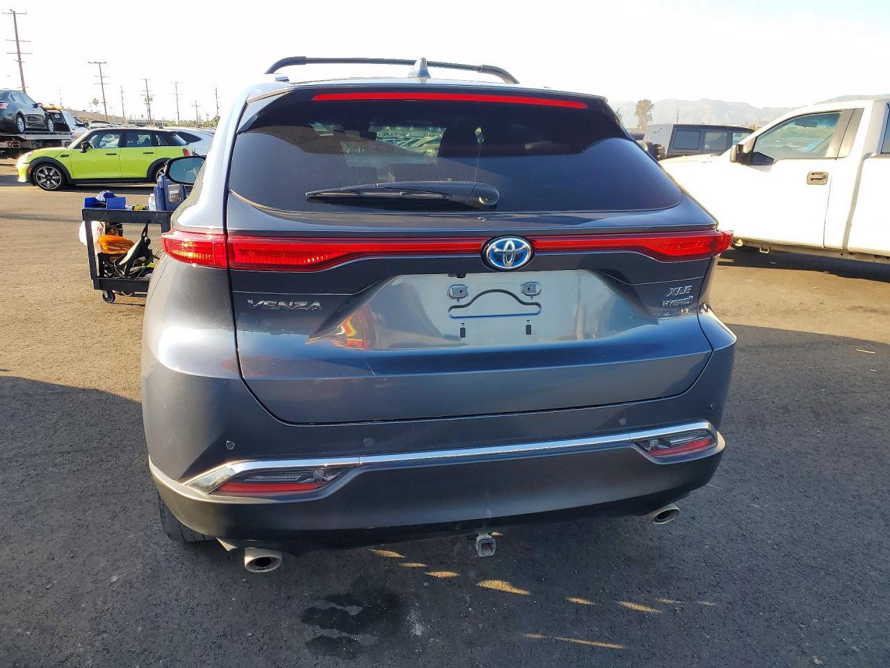 2022 Toyota Venza Xle - zdjęcie 6