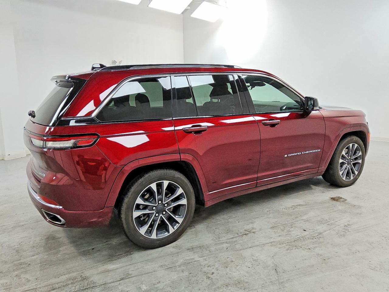 2023 Jeep Grand Cherokee Overland 4Xe - zdjęcie 3