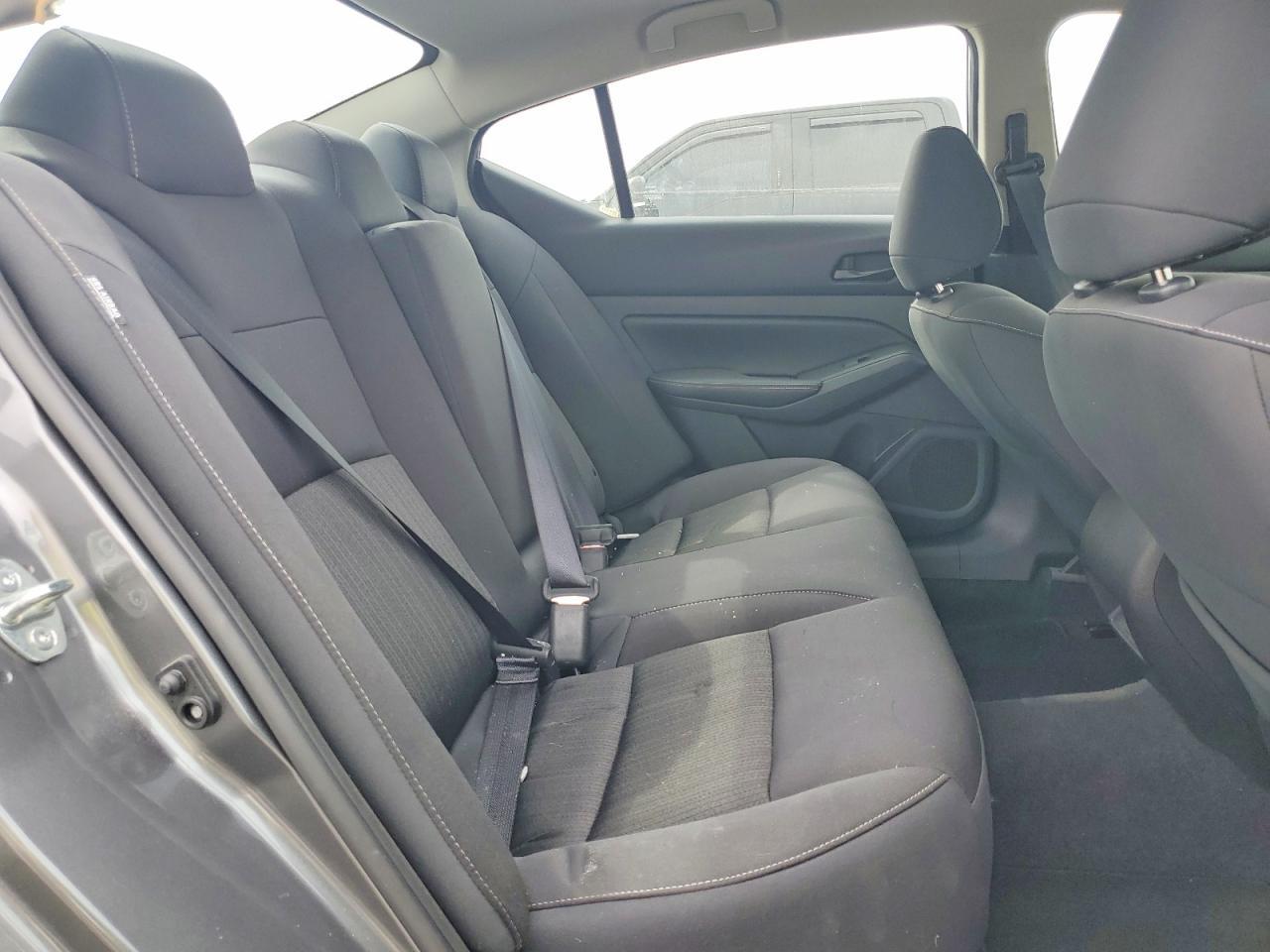 2024 Nissan Altima 2.5 Sv - zdjęcie 10