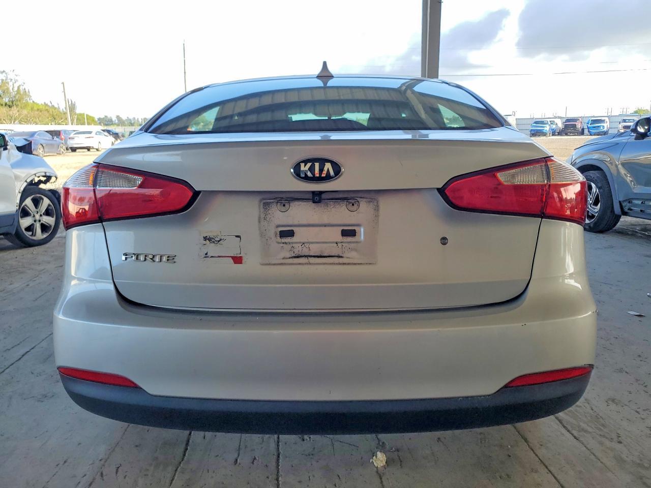 2015 Kia Forte Lx - zdjęcie 6