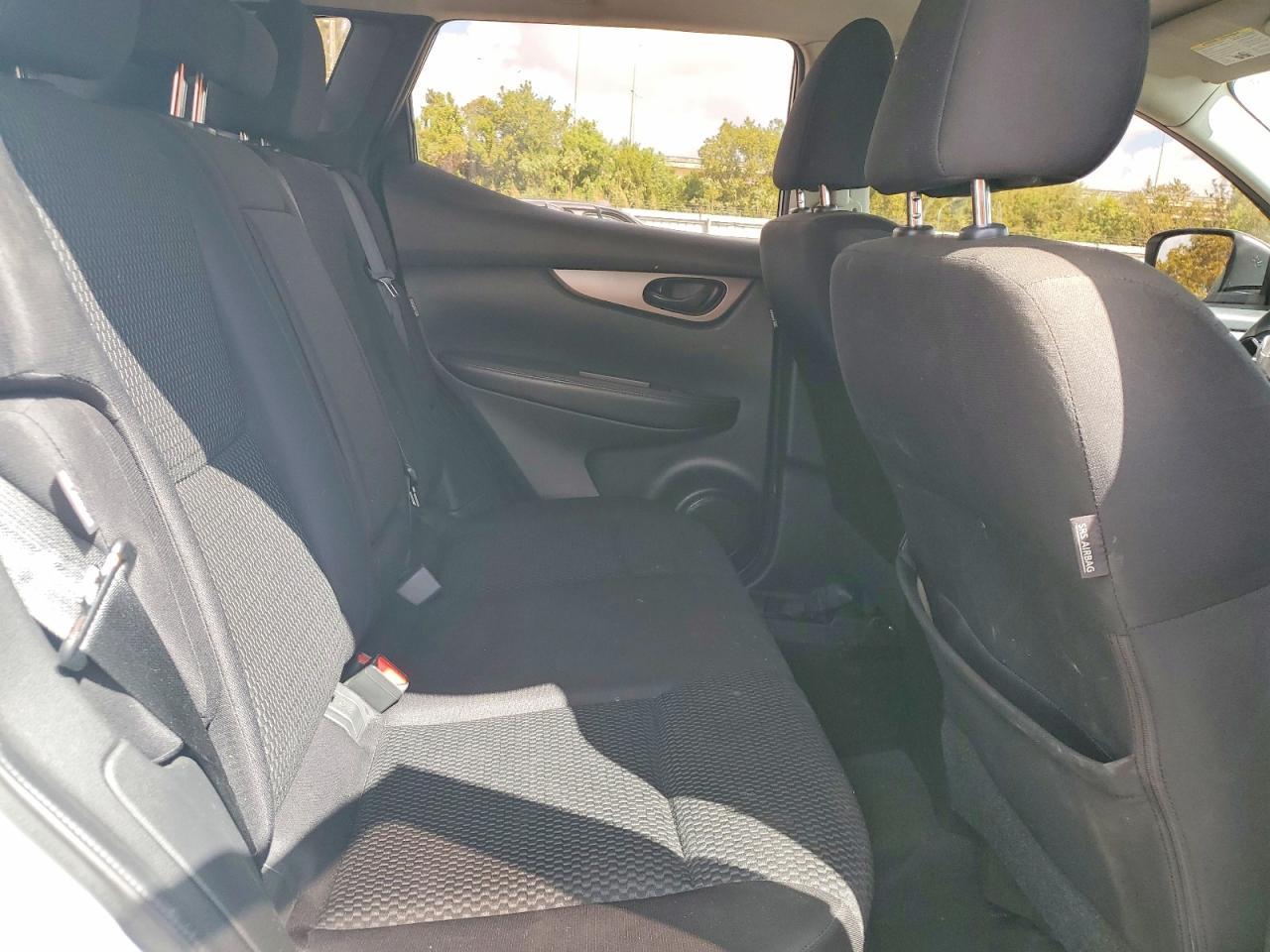 2021 Nissan Rogue Sport S - zdjęcie 11