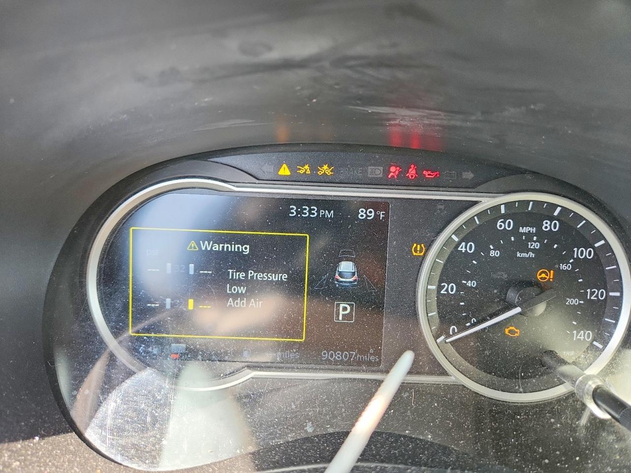 2020 Nissan Kicks Sr - zdjęcie 9