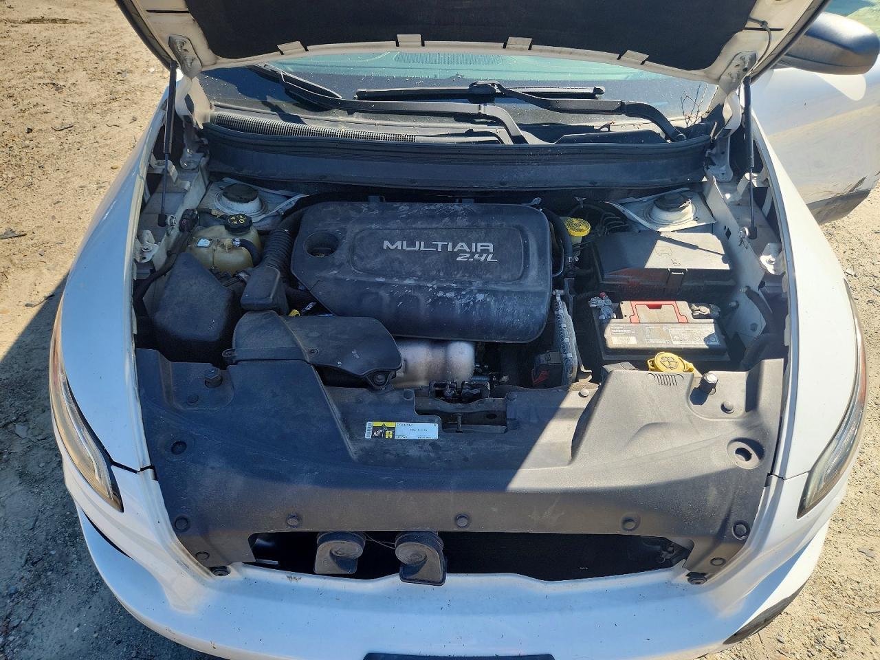 2014 Jeep Cherokee Sport - zdjęcie 13