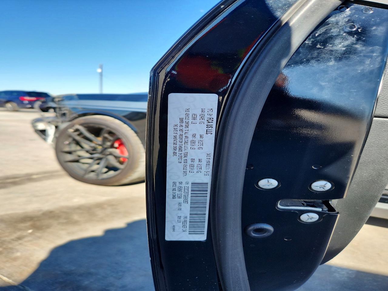 2016 Dodge Challenger R - zdjęcie 13