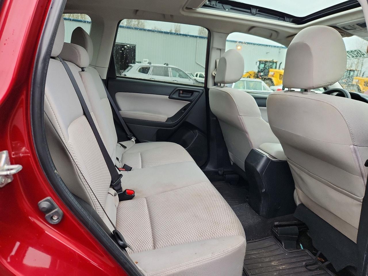2014 Subaru Forester 2.5I Premium - zdjęcie 10