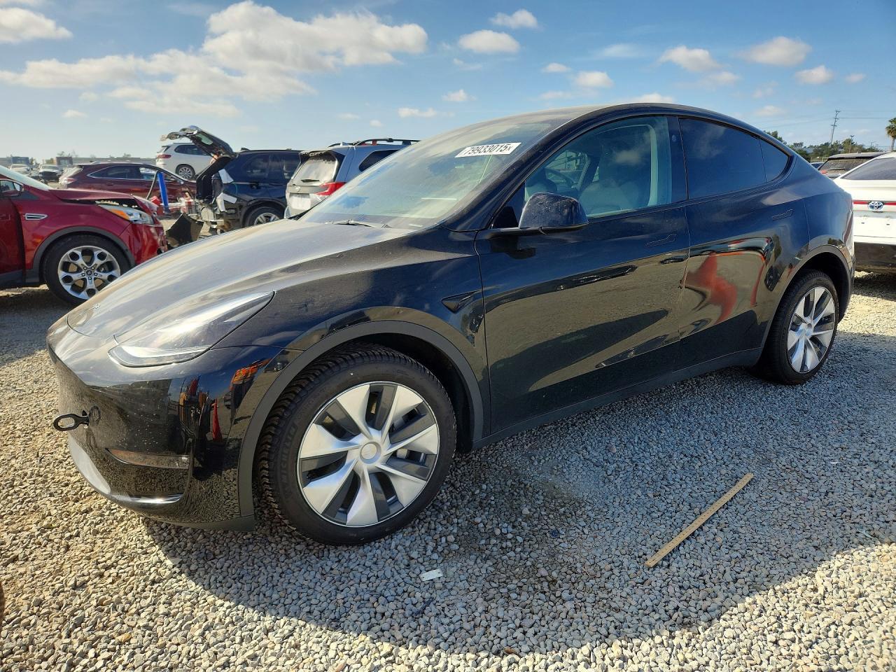 2023 Tesla Model Y - zdjęcie główne