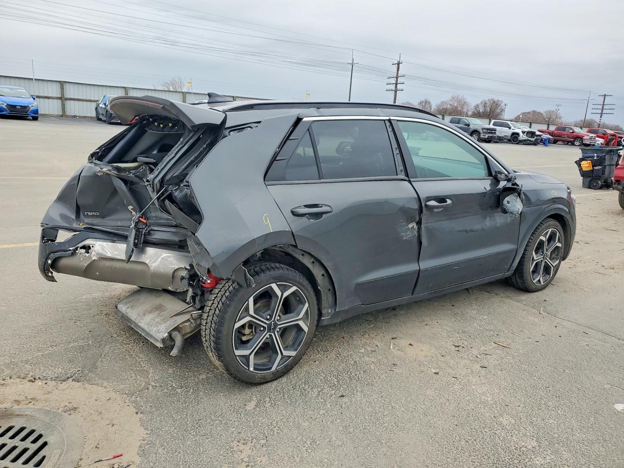 2023 Kia Niro Ex Touring - zdjęcie 3