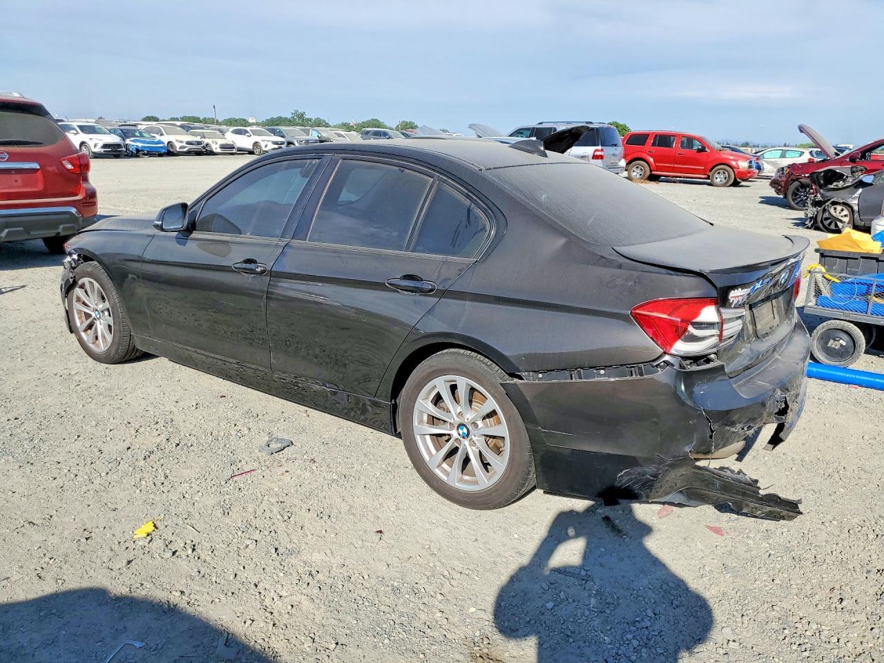 2016 BMW 320 I - zdjęcie 2