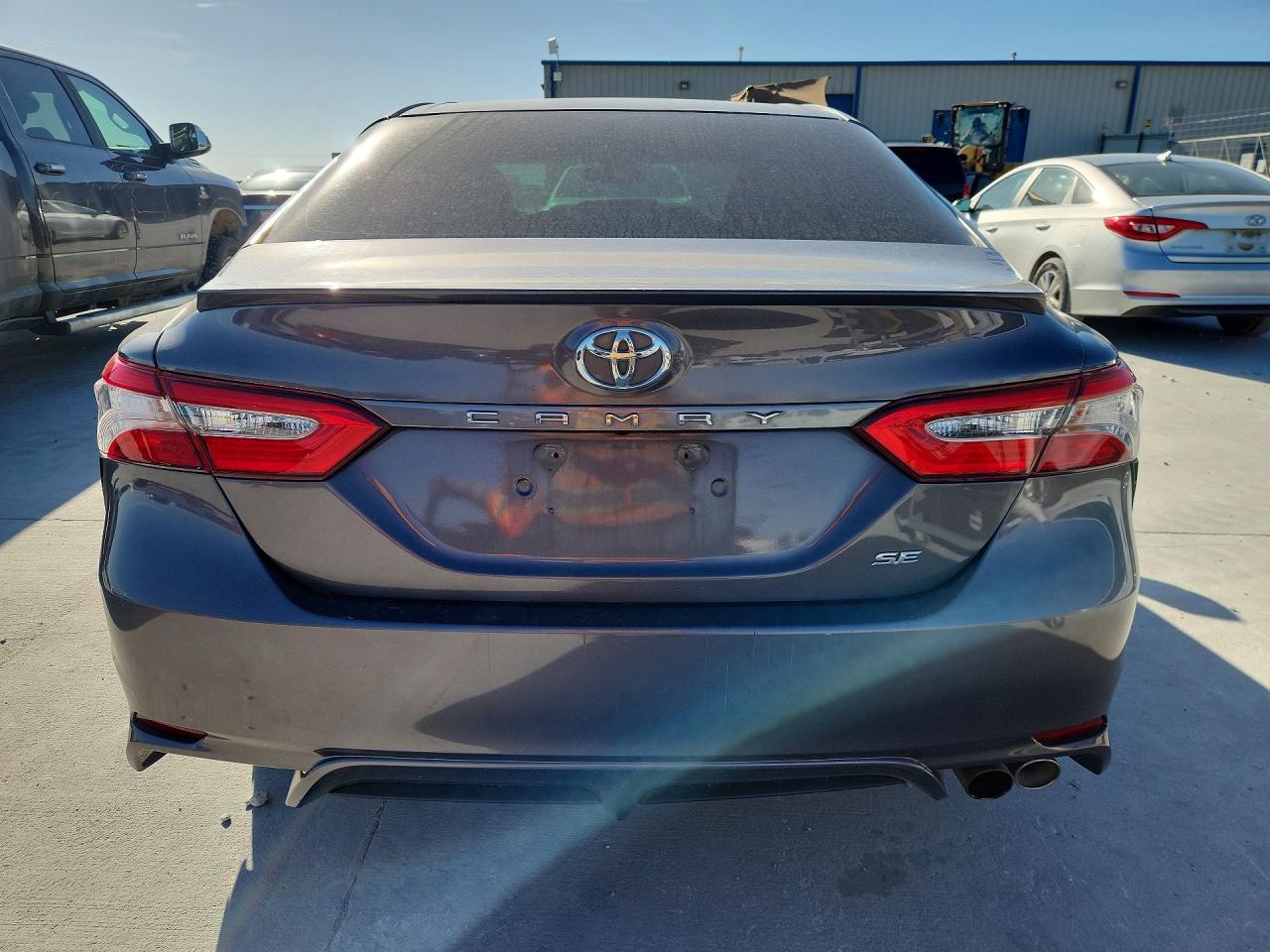 2018 Toyota Camry Se - zdjęcie 6